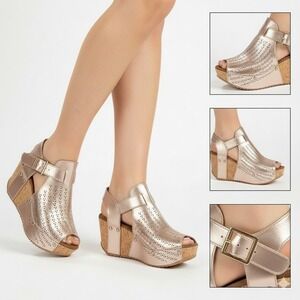 Rose Gold Perforated Wedge Sandals Peep Toe  9 Adjustable Strap Comfort Shoe NEW